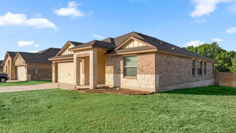 100 Pepper Mill Loop Loop, Burnet, TX 78611 - Image #2