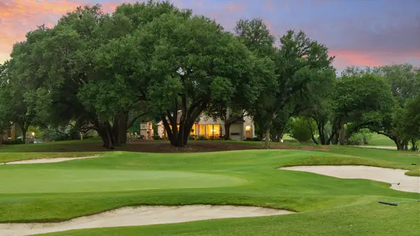 109 Lost Spur & Lot 23126-e, Horseshoe Bay, TX 78657