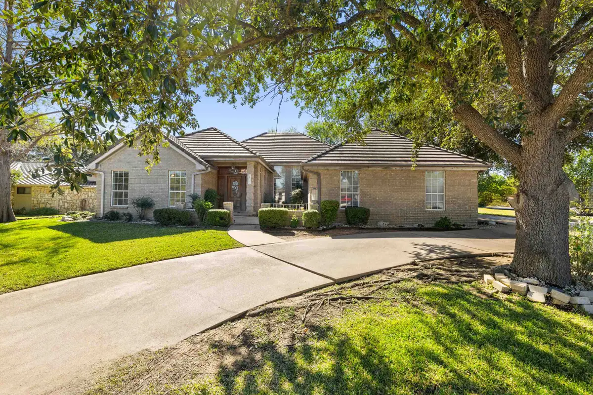 1322 Hi Circle N, Horseshoe Bay, TX 78657 - Image #1