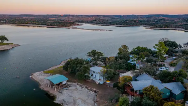 1002 S Rockwood Drive, Buchanan Dam, TX 78609