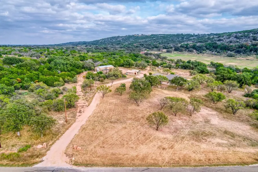 395 Lehne Loop, Buchanan Dam, TX 78609 - Image #3