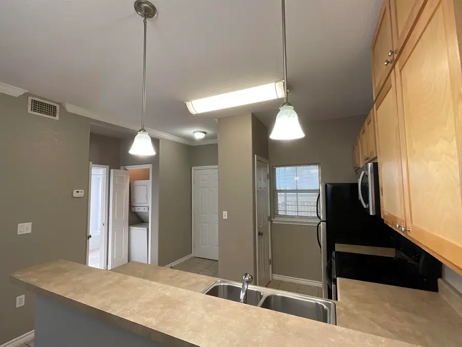 407 Green Leaf, Horseshoe Bay, TX 78657 - Image #3