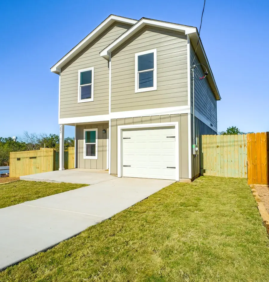 303 Cedarhill, Granite Shoals, TX 78654 - Image #2