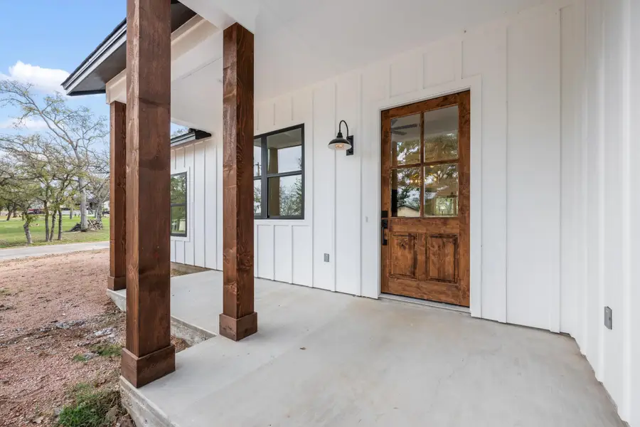 830 Woodland Hills Dr, Granite Shoals, TX 78654 - Image #3