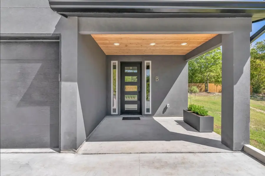 1006 E Marble #b, Burnet, TX 78611-0000 - Image #2