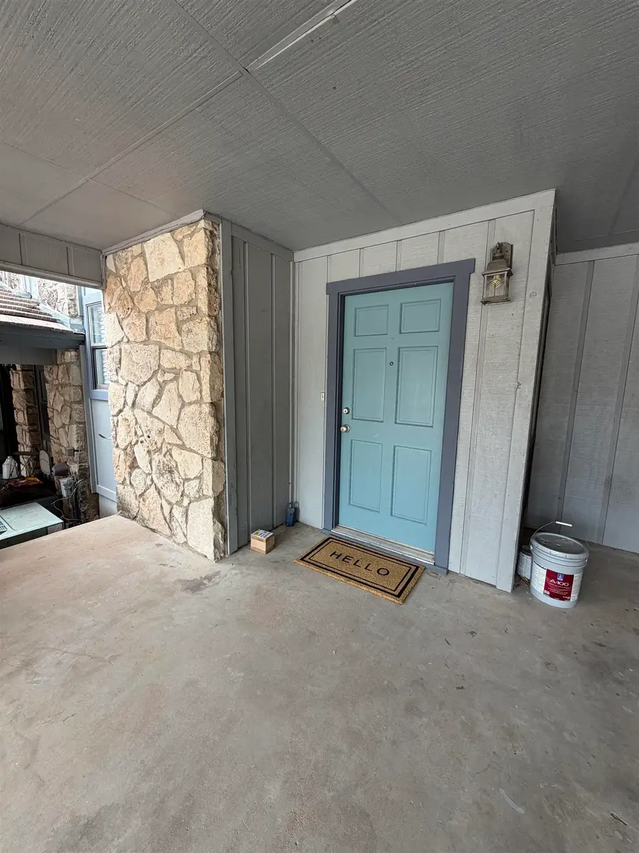 307 Crestview, Horseshoe Bay, TX 78657 - Image #2
