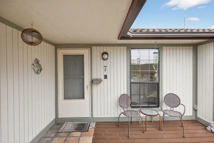 104 S Big Spur, Horseshoe Bay, TX 78657 - Image #2