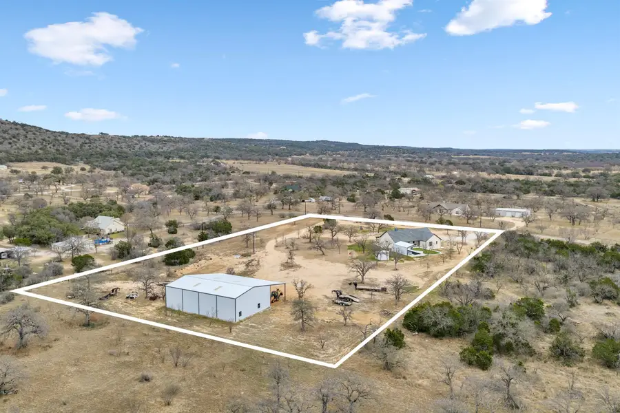 292 Oak Ridge Trail, Kingsland, TX 78639 - Image #2