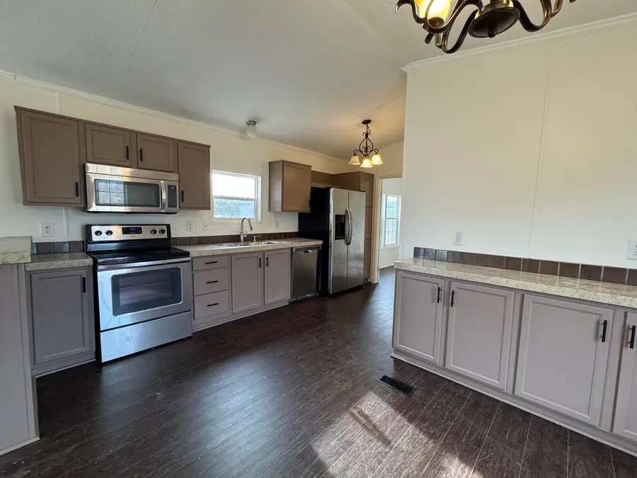 42 Reed Cr Circle, Bertram, TX 78605 - Image #3