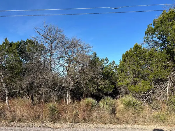 118 W Greenbriar, Granite Shoals, TX 78654