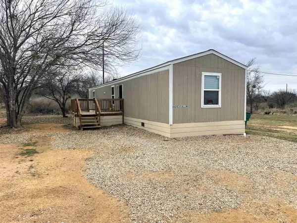 810 Collins, Llano, TX 78643
