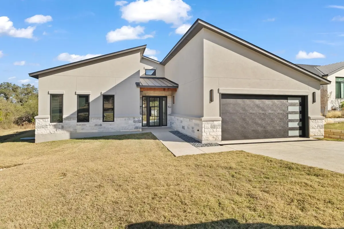 612 Broken Hills, Horseshoe Bay, TX 78657 - Image #1