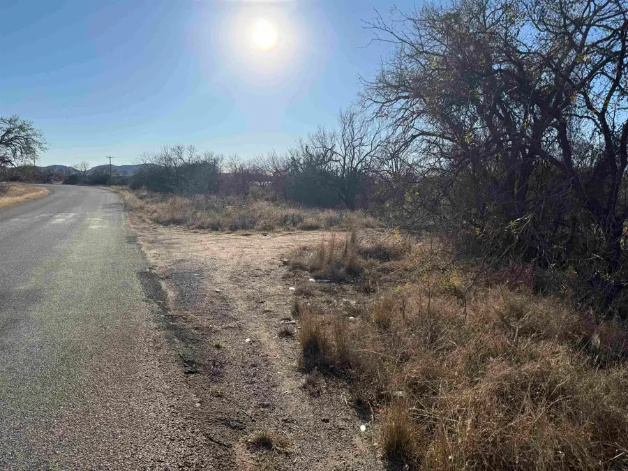 Skyline, Kingsland, TX 78639 - Image #2