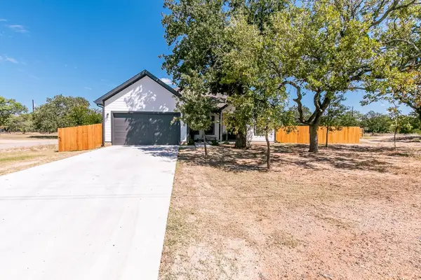 301 E Stonecastle Drive, Granite Shoals, TX 78654