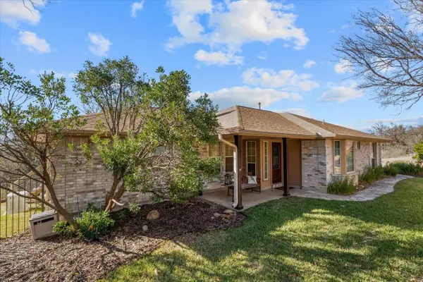 3304 Blue Lake Dr., Horseshoe Bay, TX 78657