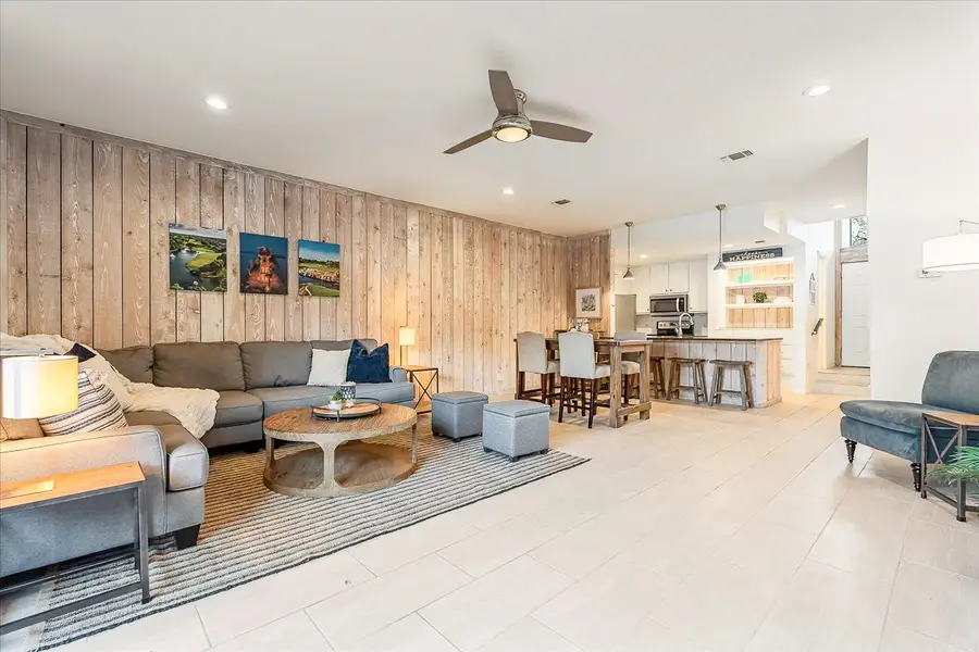 613 Hi Circle North #e, Horseshoe Bay, TX 78657 - Image #3