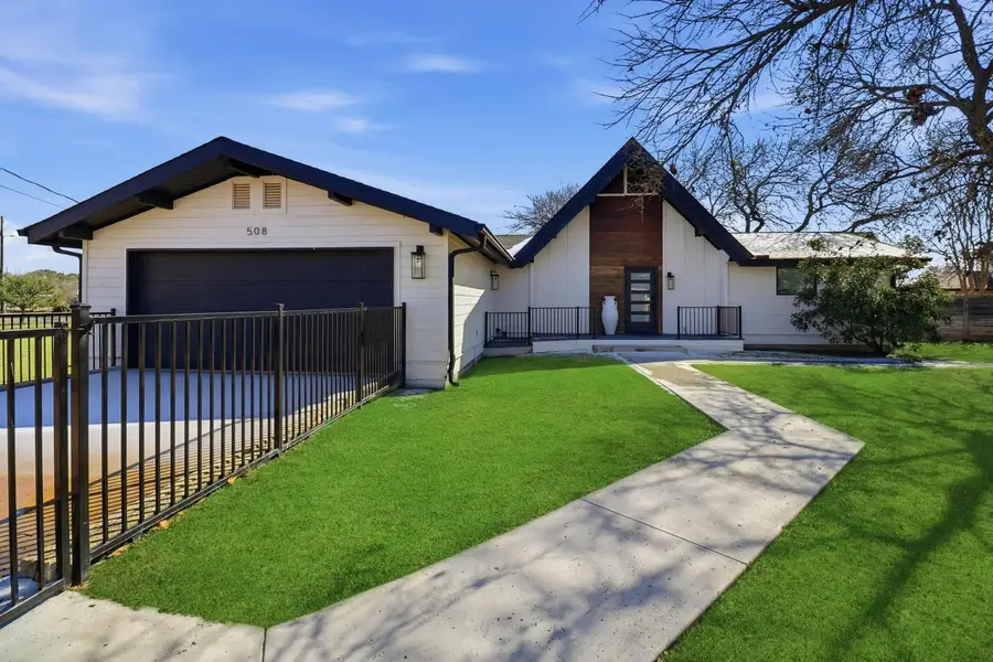 508 Sherwood Forest Drive, Granite Shoals, TX 78654 - Image #2