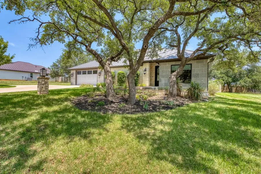 301 Sun Ray, Horseshoe Bay, TX 78657 - Image #2
