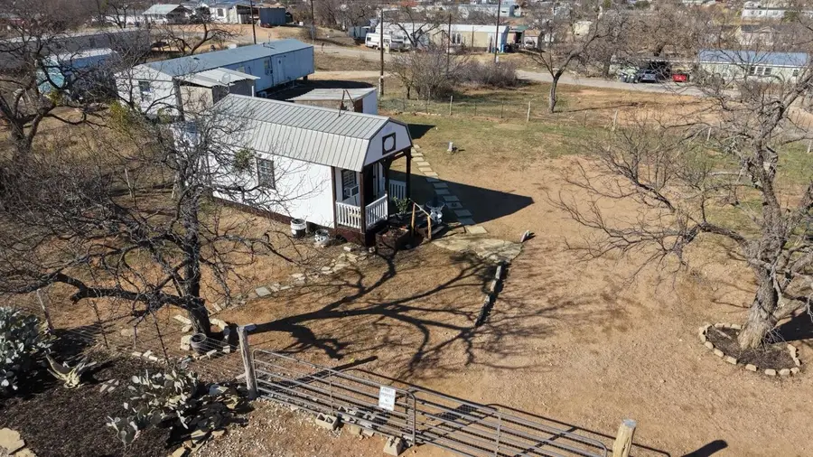 510 Valley Street, Kingsland, TX 78639 - Image #2