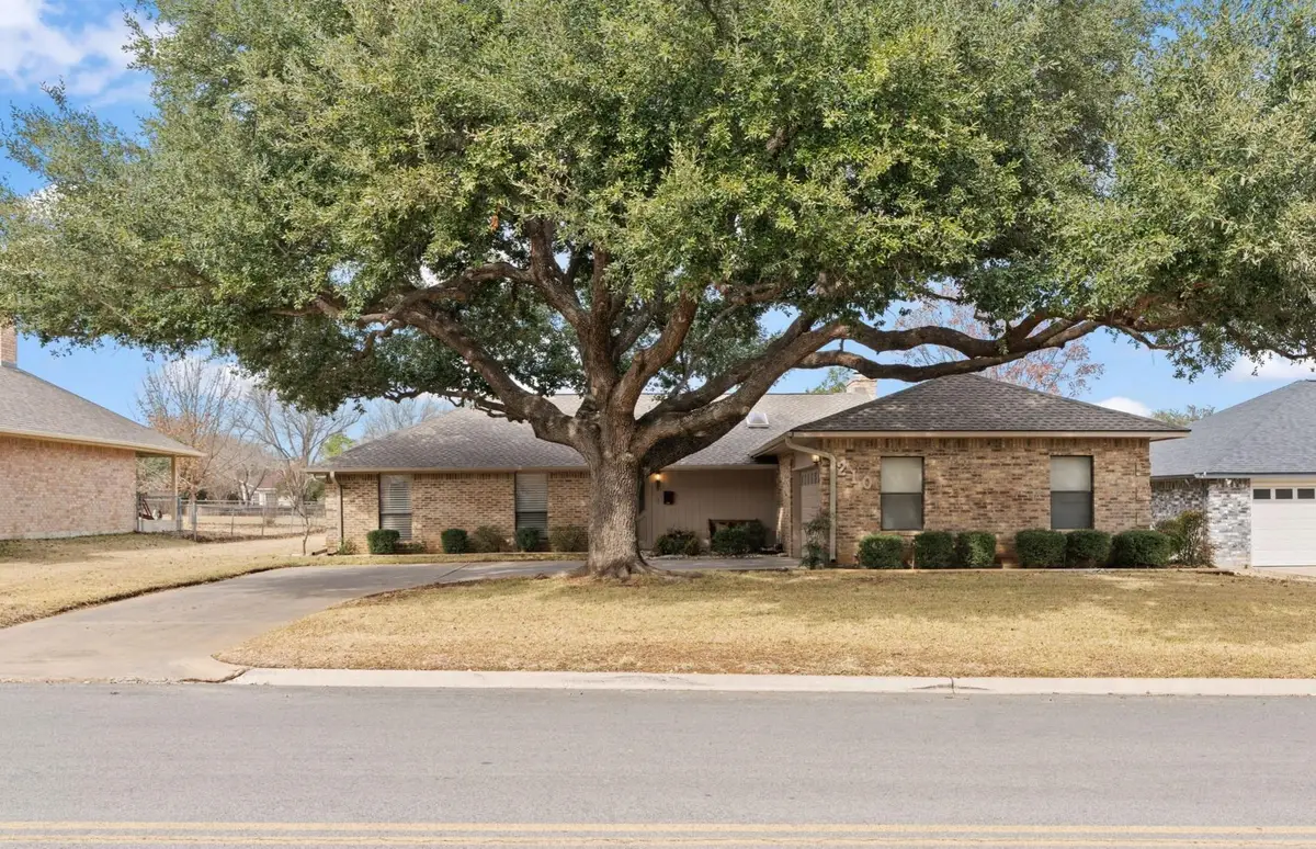 210 Meadowlakes Drive, Meadowlakes, TX 78654 - #1