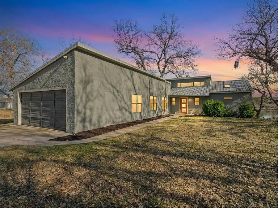 3721 Lakeview Dr, Cottonwood Shores, TX 78657 - Image #3