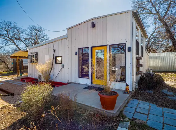 128 E Castlewood Drive, Granite Shoals, TX 78654