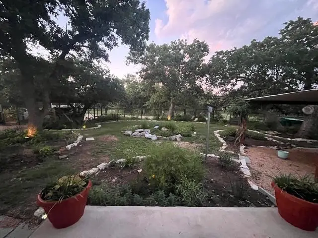 128 E Castlewood Drive, Granite Shoals, TX 78654 - Image #2