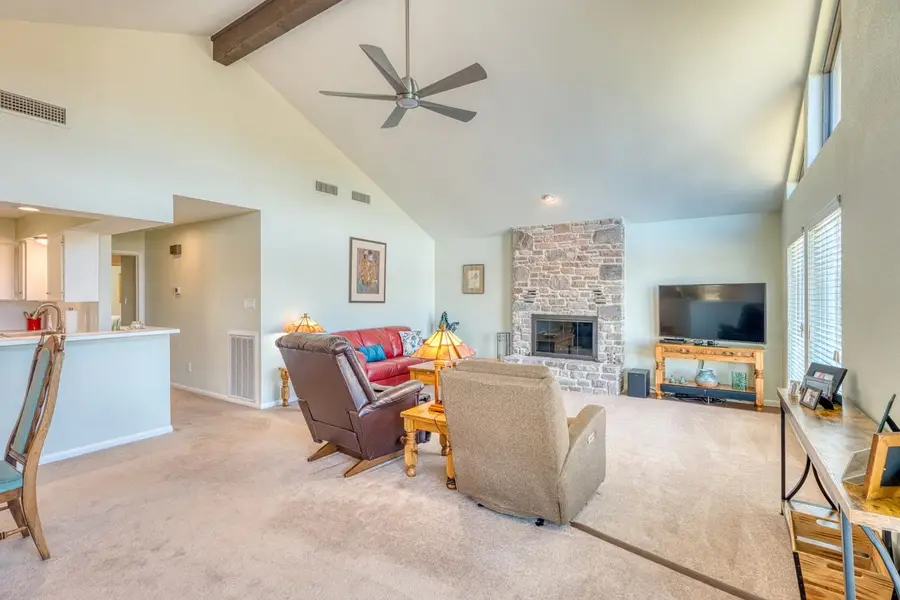 101 W Bluebonnet Road, Horseshoe Bay, TX 78657-9999 - Image #3