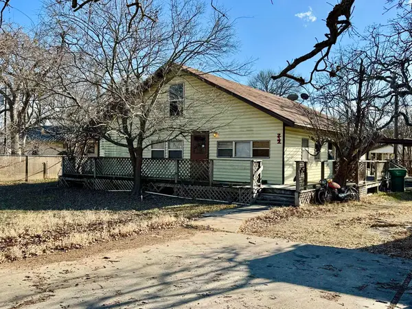 212 E Castleberry Dr., Granite Shoals, TX 78654