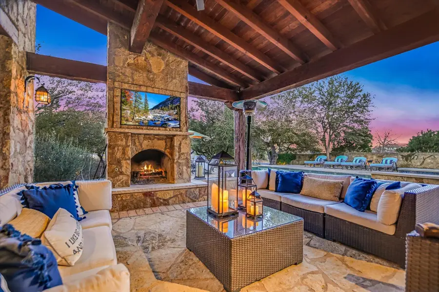 271 La Serena Loop, Horseshoe Bay, TX 78657 - Image #3