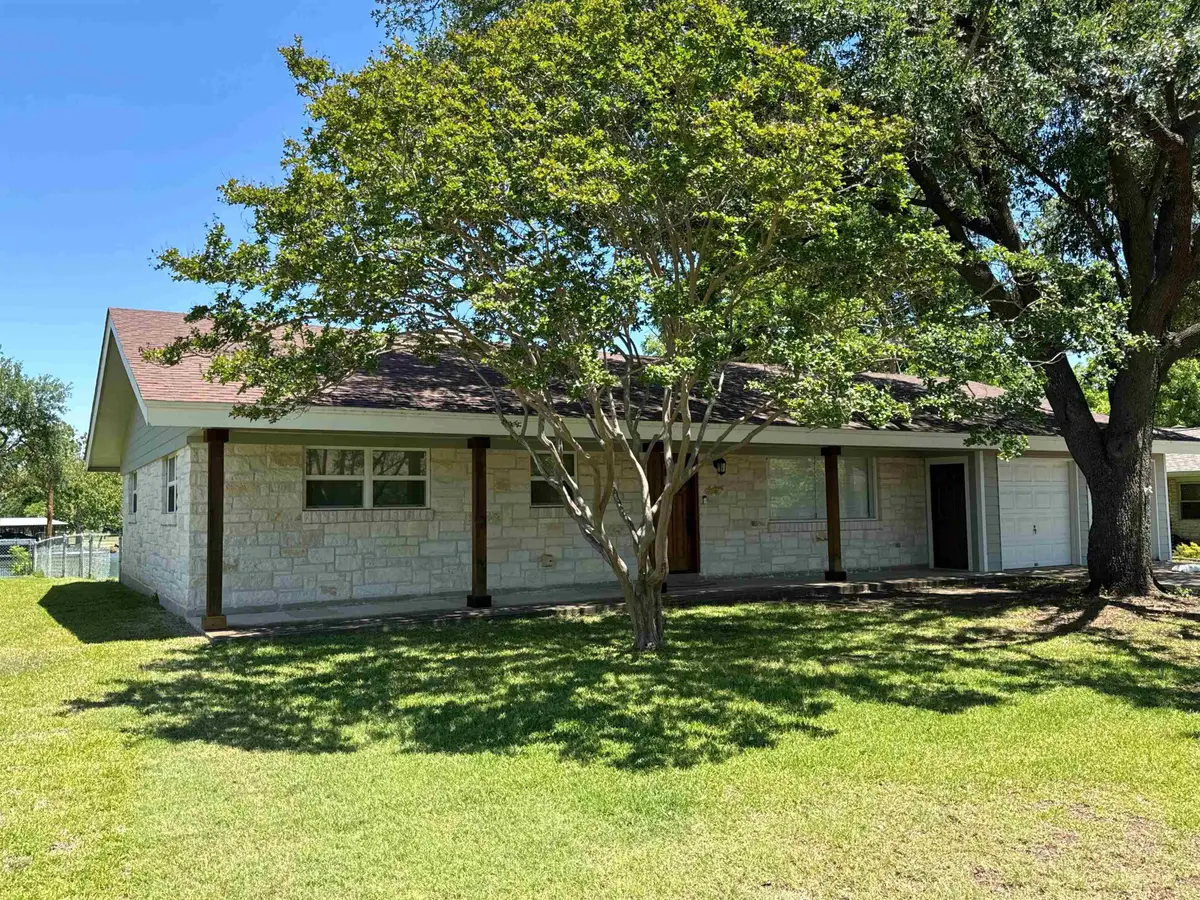 304 E Pheasant Road, Highland Haven, TX 78654 - #1