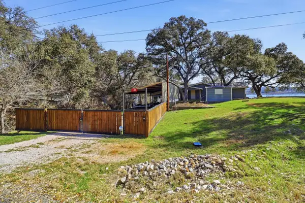 136 Harvest Trail, Tow, TX 78672