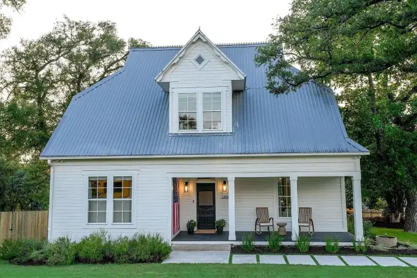 416 Avenue E, Marble Falls, TX 78654