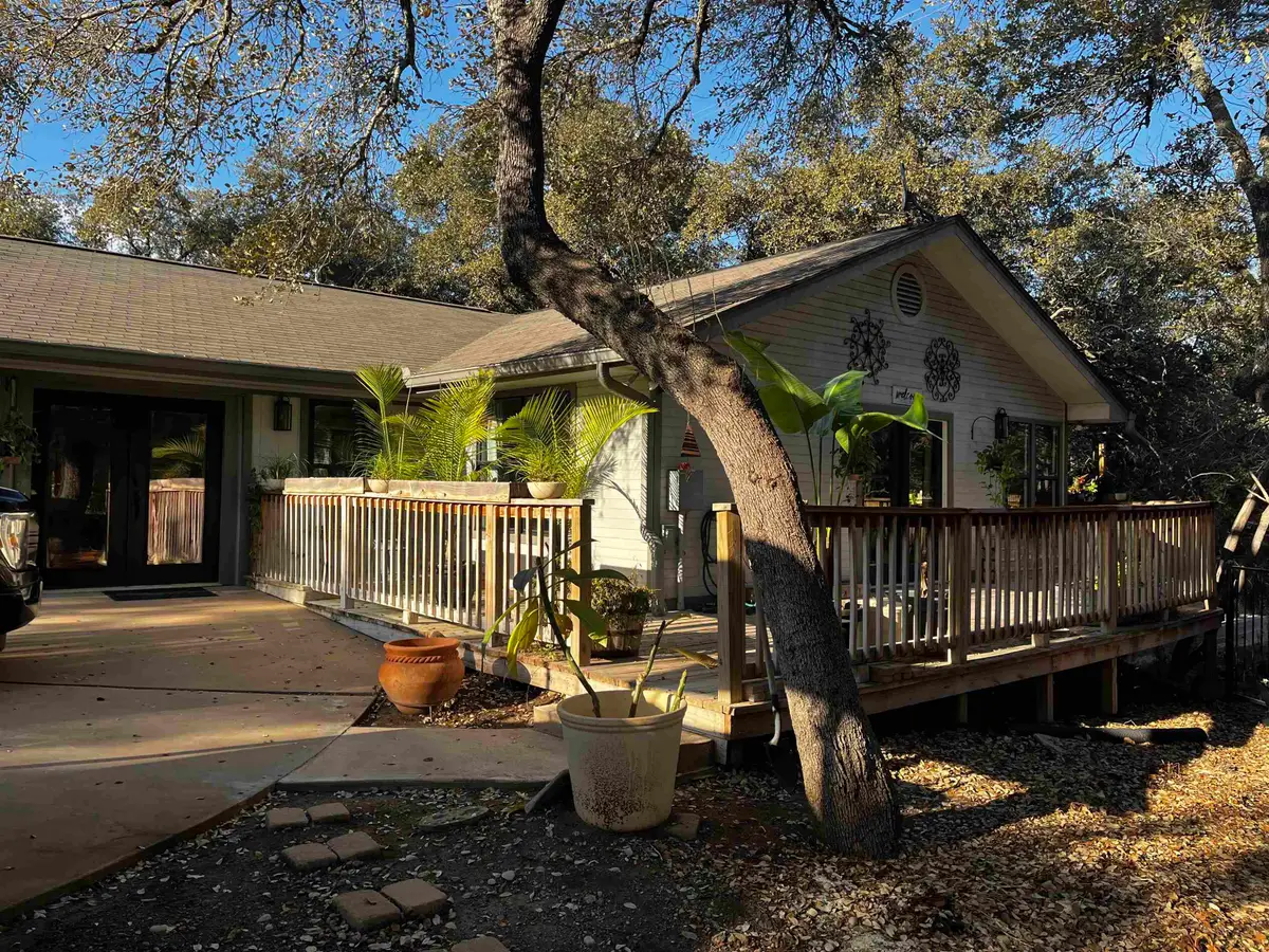 1217 Cr 132b (oak Springs Rd), Kingsland, TX 78639 - #1