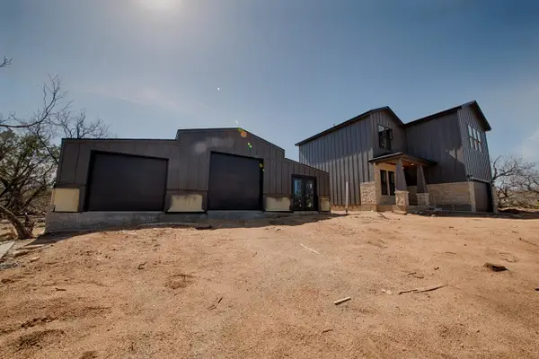 108 E Live Oak, Granite Shoals, TX 78654