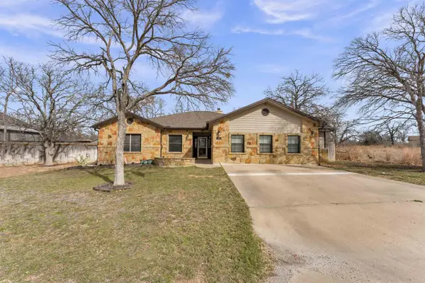 113 Chaumont Street, Kingsland, TX 78639