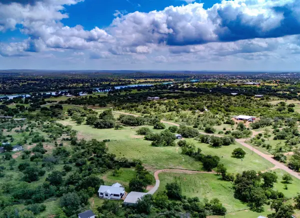 171 Cr 117, Llano, TX 78643