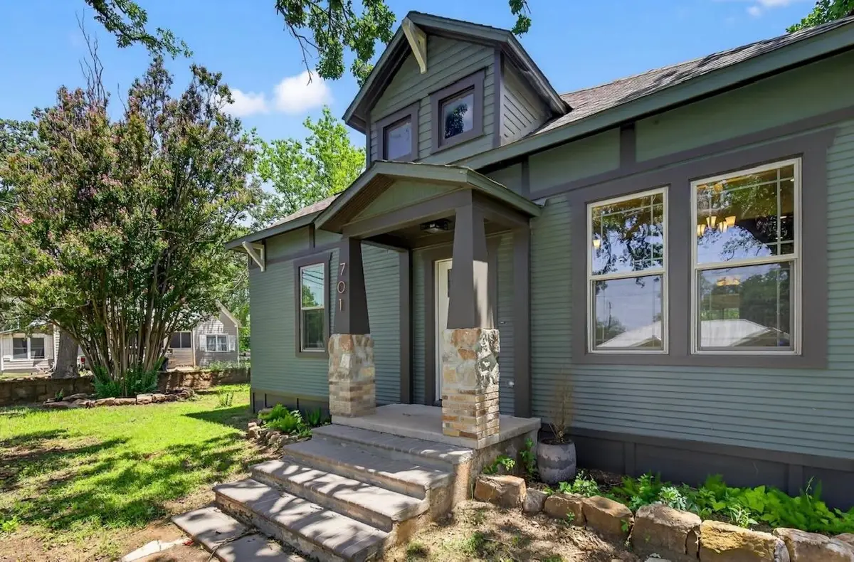 701 S Vandeveer Street, Burnet, TX 78611 - #1