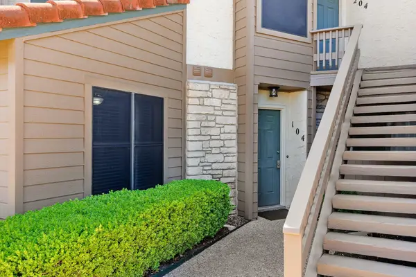 509 Short Circuit #104 Drive, Horseshoe Bay, TX 78657