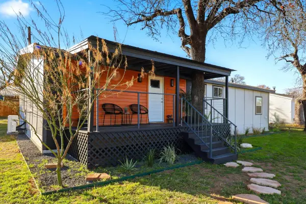 728 Driftwood Ln, Cottonwood Shores, TX 78657