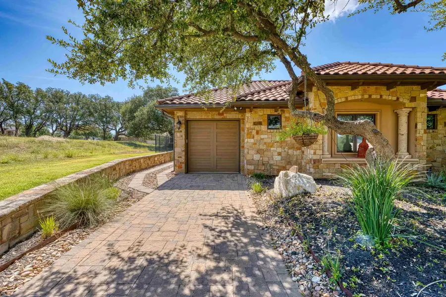 104 Orange Plume, Horseshoe Bay, TX 78657-0000 - #3