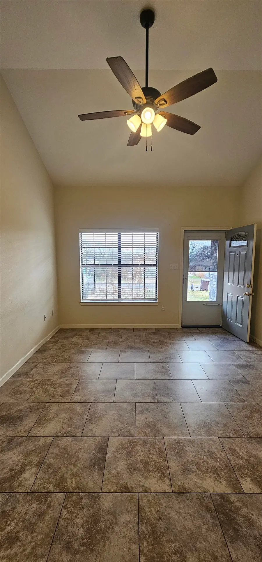 1731 Greenwood Ln, Kingsland, TX 78639 - #2