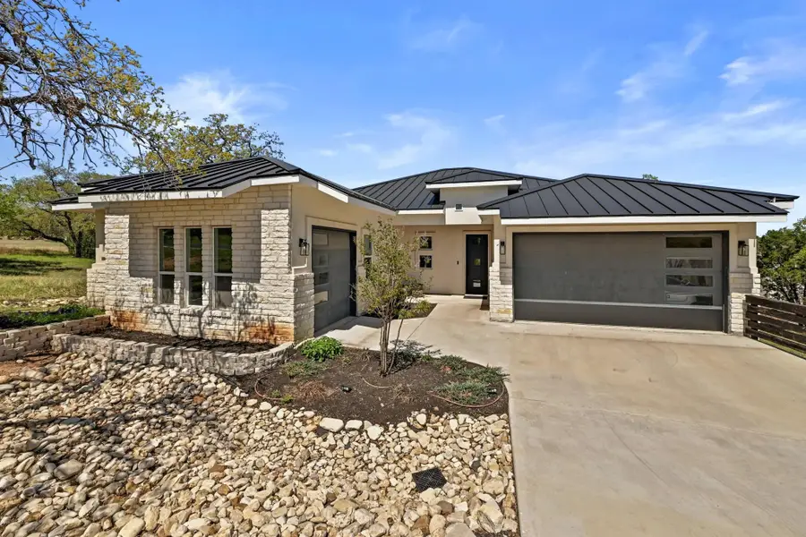 104 Desert Rose, Horseshoe Bay, TX 78657 - #2