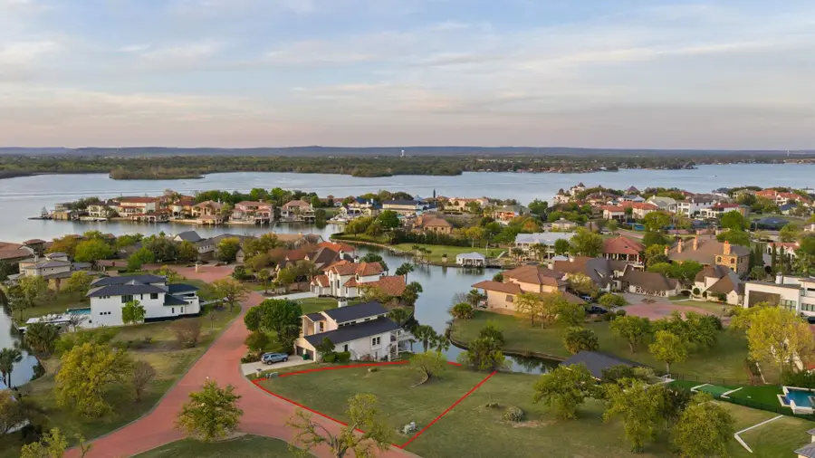 48 Applehead Island Dr, Horseshoe Bay, TX 78657 - #3