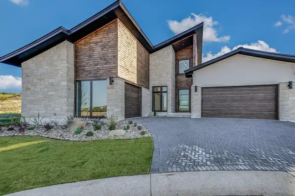 105 Via Roma Court, Horseshoe Bay, TX 78657