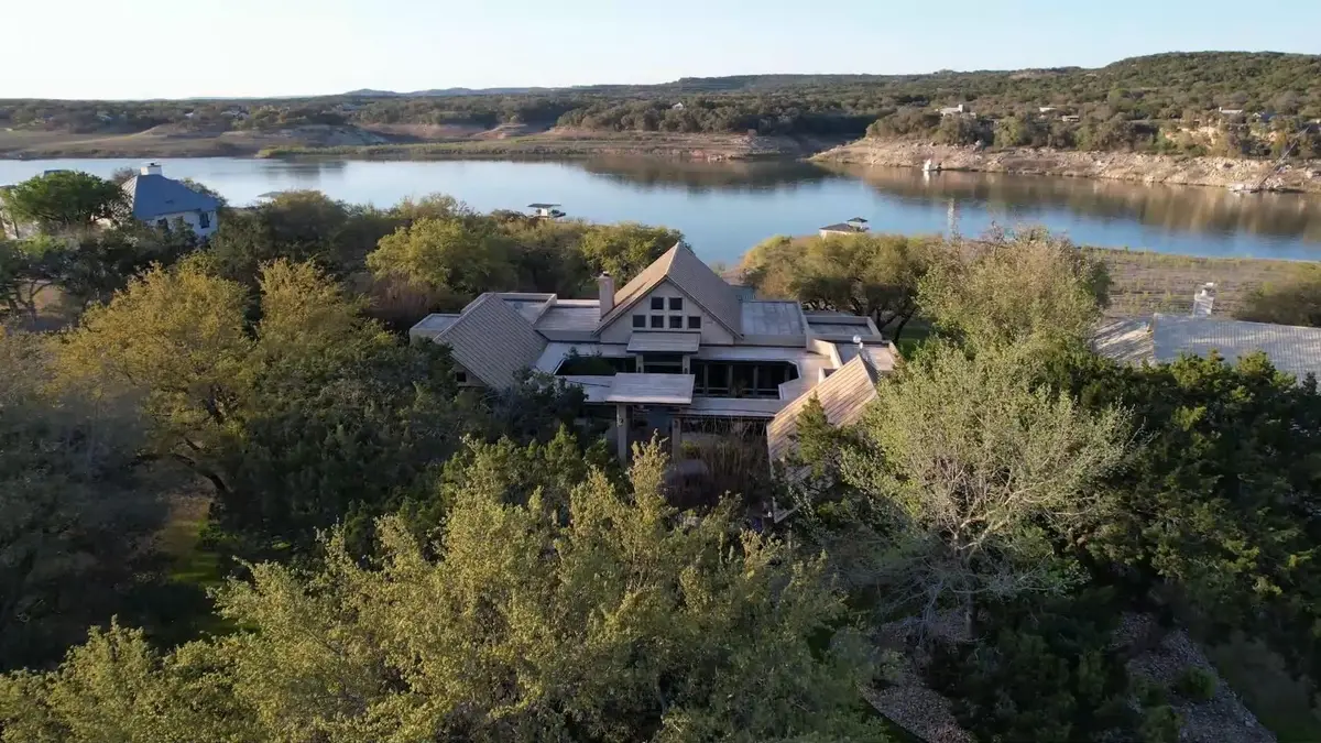 24736 NE Travis Lakeside Cv Circle, Spicewood, TX 78669 - #1