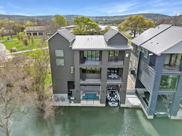 102 Cypress Shore Lane, Kingsland, TX 78639