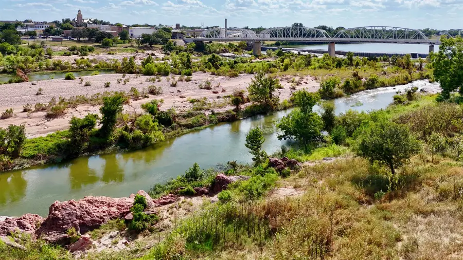 2 Walden Way, Llano, TX 78643 - #2