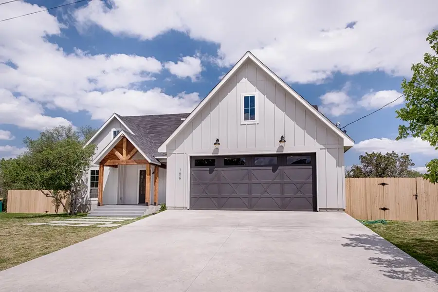 106 W Briar Drive, Granite Shoals, TX 78654 - #3