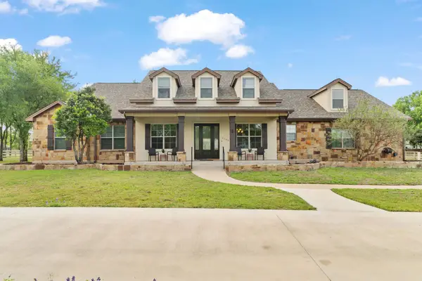 2703 Parkview Dr, Marble Falls, TX 78654